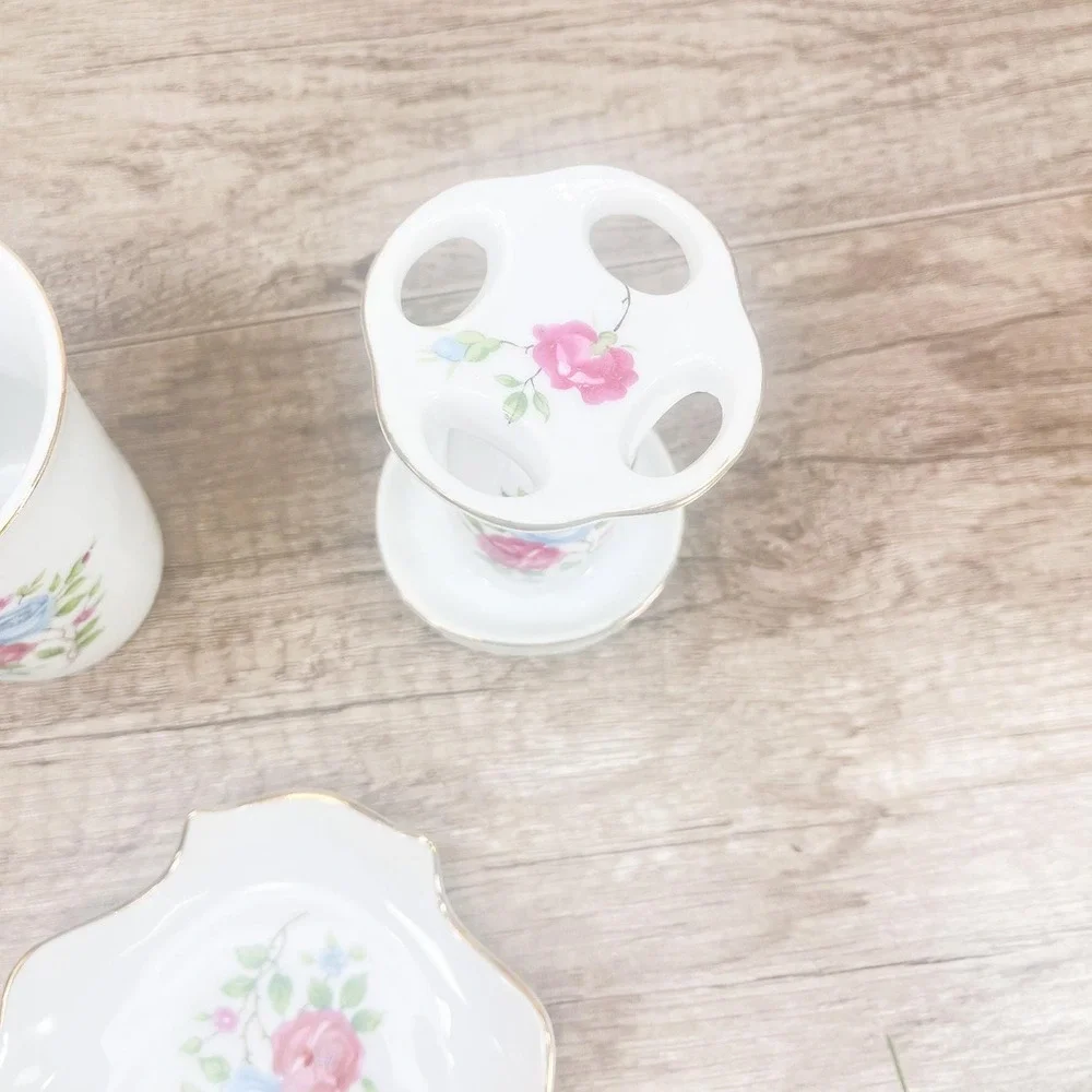 Vintage Floral Ceramic Bathroom Set: Pink Rose Soap Dish, Cup, & TB Holder